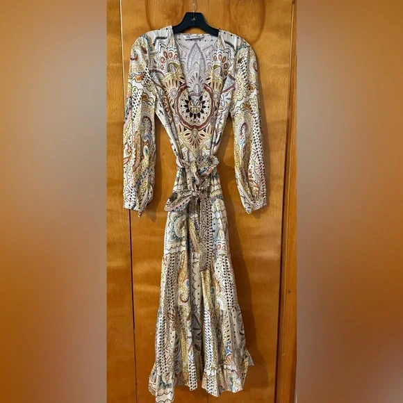 ZARA DRESS - Picture 2 of 5